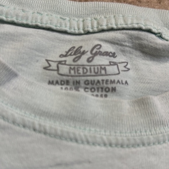 Just a little love to that light stain ( ironing lol) and it will be good as new - Picture 4 of 5